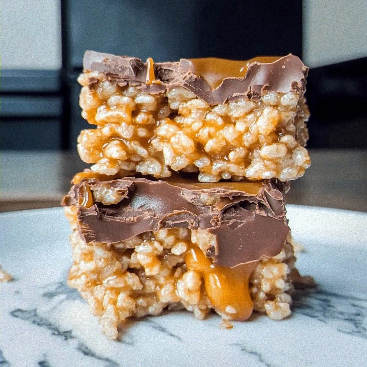 Irresistible Snickers Rice Crispy Treats for Sweet Lovers