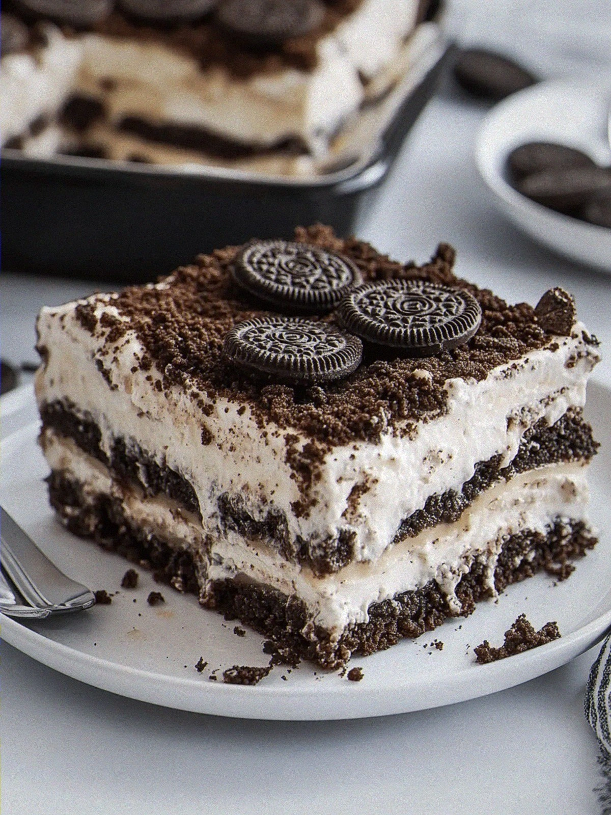Decadent Oreo Lasagna to Wow Your Taste Buds at Home